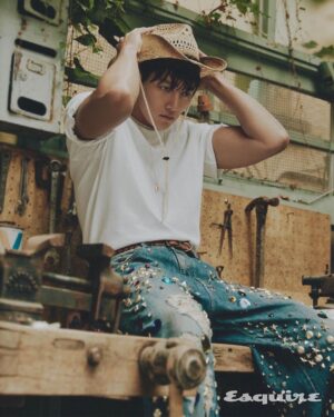 Ji Chang-wook Instagram - @esquire.korea