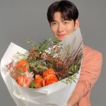 Ji Chang-wook Instagram - 빛나는 오늘하루도 마무리!! 🧡 #벨로유 @bello.u_kr