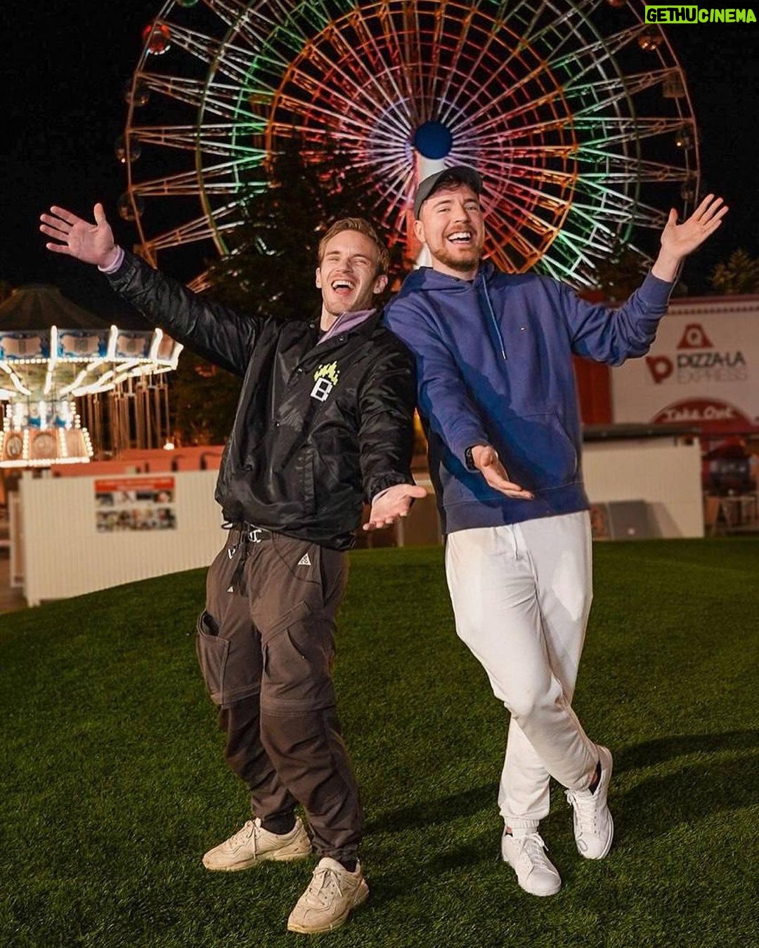 Jimmy Donaldson - 2.8 Million Likes - Some photos from the new video (: