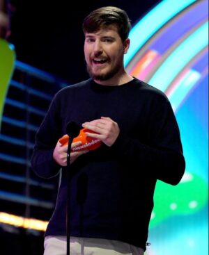 Jimmy Donaldson Instagram - I won a kid’s choice award, thx gamers