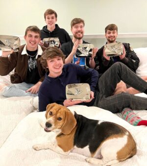 Jimmy Donaldson Instagram - We finally got a diamond play button for all the boys, like to show support