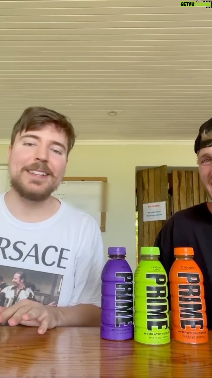 Jimmy Donaldson Instagram - Everyone go buy @feastables and @drinkprime (unless you only have enough money to buy one then just buy my chocolate bar 😂)
