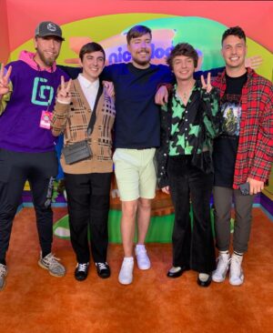 Jimmy Donaldson Instagram - I won a kid’s choice award, thx gamers