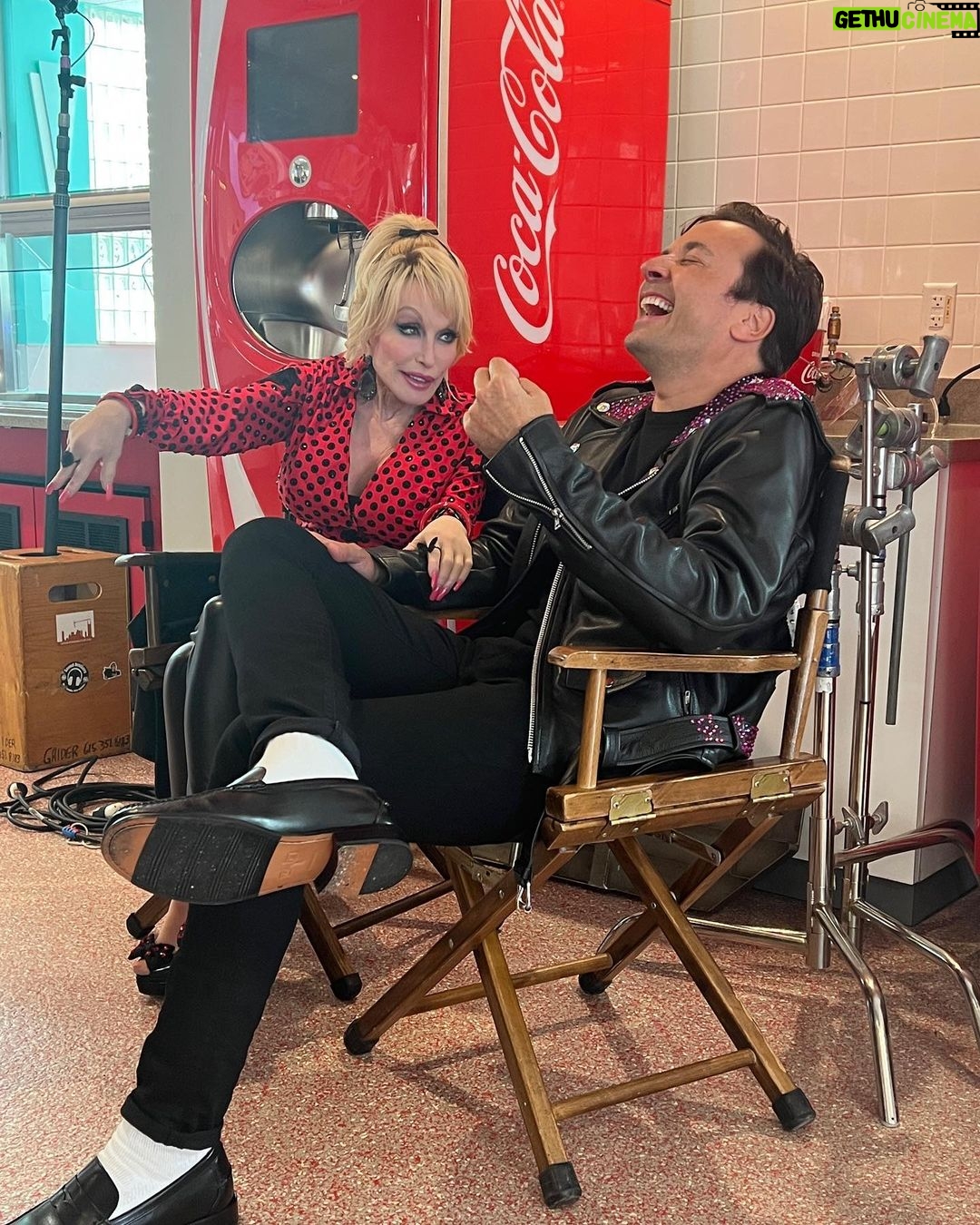 Jimmy Fallon - 228K Likes - I never need an excuse to go hang out with @dollyparton and eat some Tennessee BBQ, but this trip was extra special. Iām so excited to kick off the holidays at Dollywood for Dolly Partonās Mountain Magic Christmas - this holiday season on @nbc.