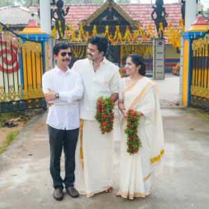 Jisma Jiji Instagram - പിടിച്ചു വാങ്ങരുത്, വിട്ടു കൊടുക്കുക, മുന്നോട്ട് വളരുക. 

@sharan.ss 

#love #lovetale #humanity #life #adhyamjolipinnekalyanam