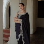 Jisma Jiji Instagram – For me, jewellery should be one-of-a-kind. Whether its a delicate or bold statement piece, @lakshmijewellery916 has just the perfect piece you’re looking for.
From antique jewellery to diamonds & designer pieces, they have it all & that too at the lowest making charge of all !
Visit @lakshmijewellery916 today, to find your timeless beauty !
Jewellery from : @lakshmijewellery916
Costume courtesy : @thunnal