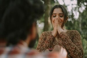Jisma Jiji Instagram - "And now its Real"

Pics: @sk_abhijith
Special thanks @shyam_doc
#proposal #proposalvideo #jismajiji #jismavimal #jismaandvimal #lovestory #weddingphotography #comingsoon