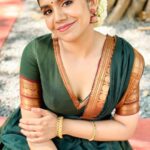 Jisma Jiji Instagram – Wedding guest look  Styled by: @stylewithandriya  MUA: @gopzmeow  Saree : @ithal.india