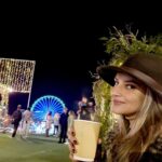 Joana Alvarenga Instagram - Christmas time 🎄🎅❤️☃️🥂 Lisbon, Portugal