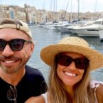 Joana Alvarenga Instagram - Um sítio único onde as fotos não traduzem a sua beleza 🇲🇹⛵💙❤️🤍 . #travelling #marina #birgu #vittoriosa #malta #maltaisland #blue #vacay #discovery #exploring #history Birgu, Malta