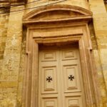 Joana Alvarenga Instagram - Um sítio único onde as fotos não traduzem a sua beleza 🇲🇹⛵💙❤️🤍 . #travelling #marina #birgu #vittoriosa #malta #maltaisland #blue #vacay #discovery #exploring #history Birgu, Malta