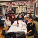 Joana Alvarenga Instagram - Jantar 488763 de Natal🥰🎅🎄❤️ #powerwomans #christmasdinner #osteria #lisboa #rosaclara #team Libreria italiana LIBRITALIA