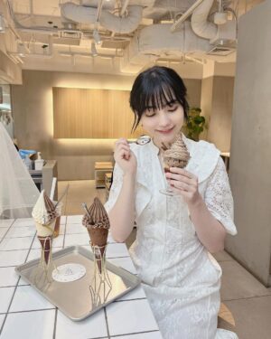 Joanne Missingham Instagram - 好幸福的一天🍦