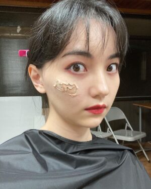Joanne Missingham Instagram - 就算這樣..我還是很好看..

#不良執念清除師 
#ohnoherecomestrouble
#今晚大結局