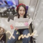Joanne Yang Instagram – Merry Christmas Eve🎄🦌☃️🎁
大家都有換到喜歡的禮物嗎～

#蕎的視角
#紀錄我的朋友們
#歡樂的時光
