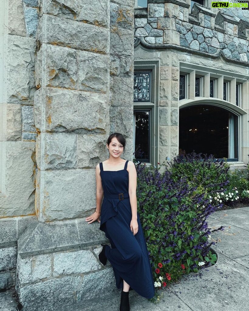Joanne Yang Instagram - The castle ☁️🏰☀️