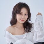 Joanne Yang Instagram - 每一個當下都是最好的開始！ 我是安乙蕎，2024請多指教～ Makeup&Hair / @a76350 Clothes / @ohher_tw Special Thanks / @artpaul0331 @check2checkc2c