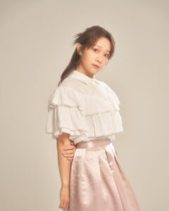 Joanne Yang Instagram - 喜歡這樣子的安乙蕎嗎～☺️☺️ Makeup&Hair / @a76350 Clothes / @nihow_official Special Thanks / @artpaul0331 @check2checkc2c #2024 #安乙蕎