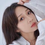 Joanne Yang Instagram - 每一個當下都是最好的開始！ 我是安乙蕎，2024請多指教～ Makeup&Hair / @a76350 Clothes / @ohher_tw Special Thanks / @artpaul0331 @check2checkc2c