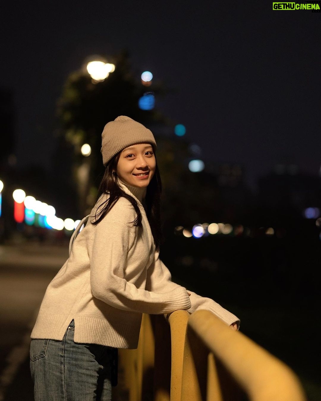 Joanne Yang Instagram - 哈囉2024, 很期待2024的每一天! 好像更知道自己想要什麼~ 有好多事迫不及待想做! 繼續開心運動, 繼續享受大自然的美好, 也想要繼續探索新事物,繼續學習~ 謝謝2023陪伴在我身邊的每個人, 2024也要繼續愛你們~ 也請繼續多多指教🫶🏼🫶🏼 大家新年快樂 Happy New Year~ あけましておめでとう🌅 #2024 #新年快樂 #繼續加油 #愛你們