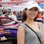 Joanne Yang Instagram - 臺灣第一次舉辦世界飄移錦標賽 D1 GRAND PRIX 一定要來朝聖的吧～ 各國厲害的車手們齊聚一堂 看著他們飄移真是太熱血又精彩！ 我都想下去比賽了🤪🤪🤪 （威～～～ みんな　かっこいい😎 いつか私も参戦するかもしれません😚😚 #D1GP #TAIWAN #世界飄移錦標賽 #大鵬灣 #蕎的飄移模式 #安乙蕎的參觀模式 大鵬灣國際賽車場