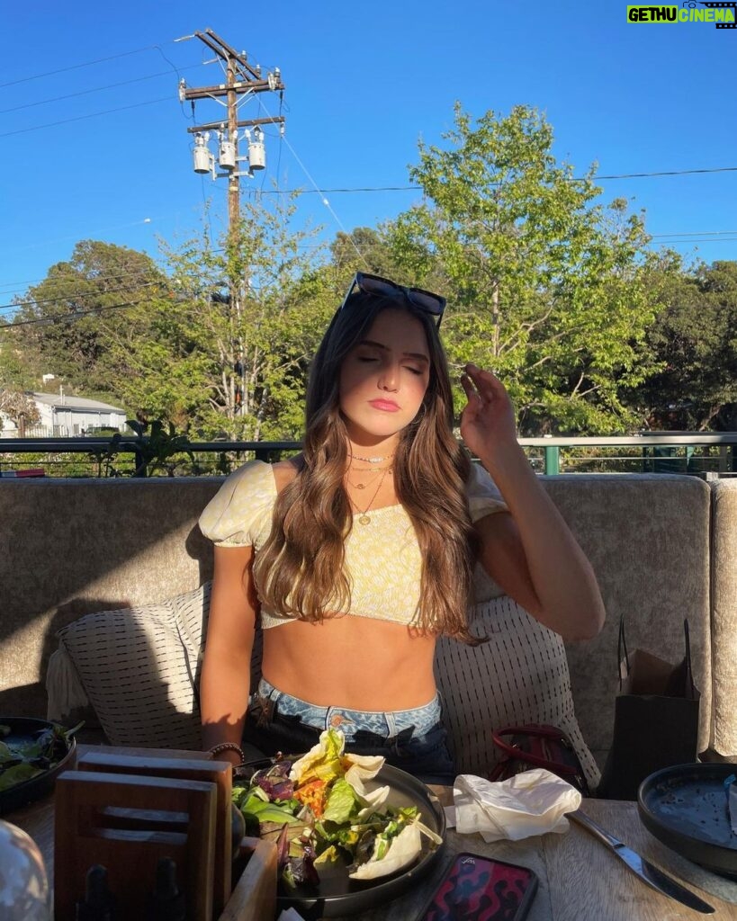 Joelle Better Instagram - unbothered Malibu, California