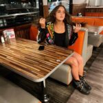 Joelle Better Instagram - ❤️Table 22❤️
