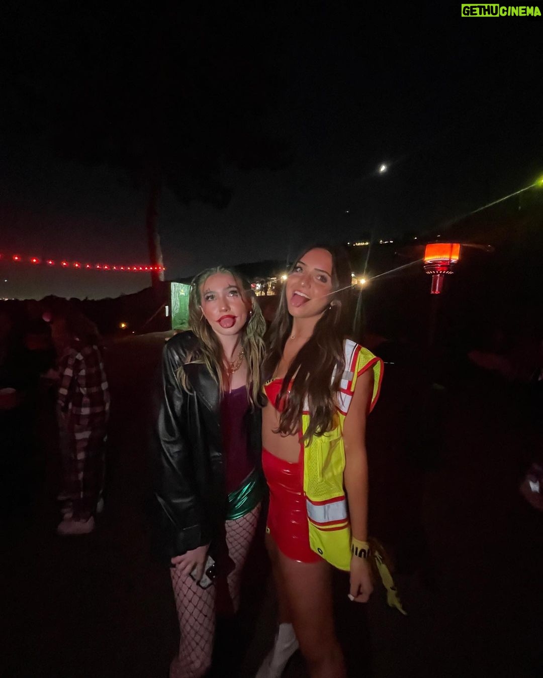 Joelle Better Instagram - work in progress🚧⚒️ Construction Zone