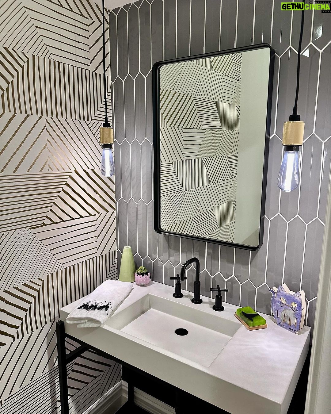 John Colaneri Instagram - A little before and after of my clients powder room! Such a small space can pack a ton of design! It is all in the details when curating a space. #bathroomdesign #bathroomdecor #bathroomremodel #bathroominspiration #bathroomideas #bathroomrenovation Sink and vanity by @trueform_concrete Faucet by @kohler Wallpaper by @thatcher.studio Lighting by @busterandpunch Mirror by @schoolhouse Tile by @tilebar