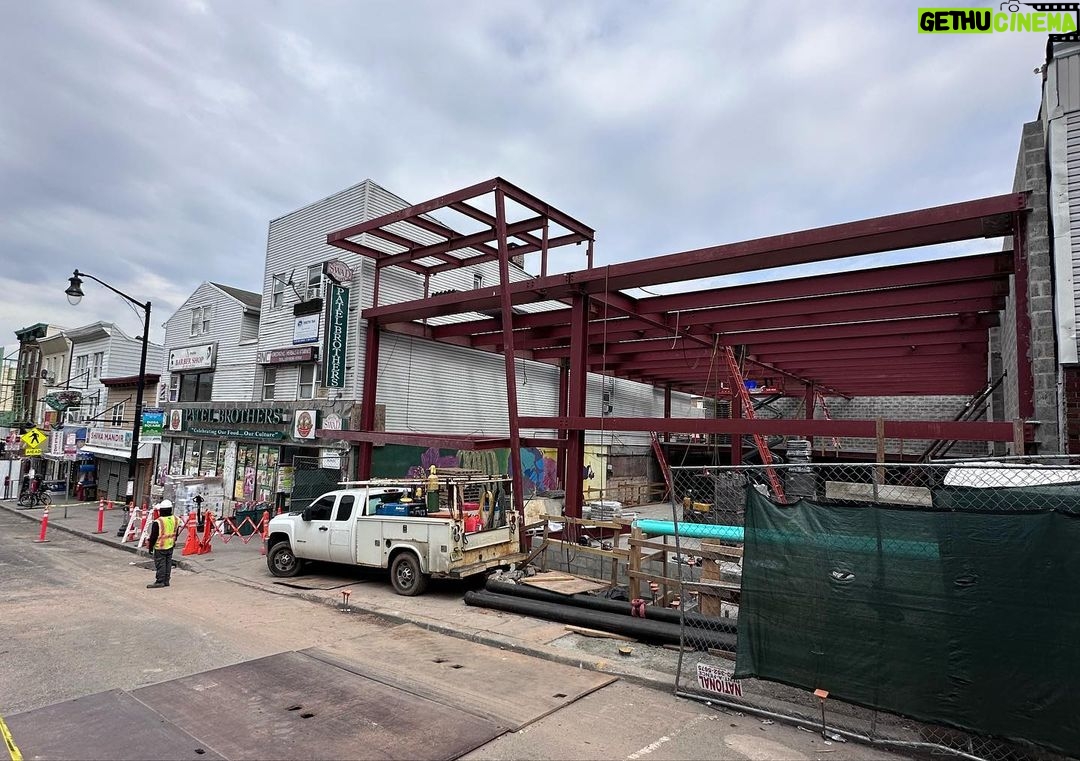 John Colaneri Instagram - So much is going on at @patelbrothers #jerseycity. The new store when complete is going to be the destination grocery store for all of #HudsonCounty. You will see from the progress pics that all the main steel is in for phase 1. We are building this in 2 phases and only half of the building is what you see now. More to come, but this is really starting to move now! #build #design #grocerystore @architect_rd_design Jersey City, New Jersey