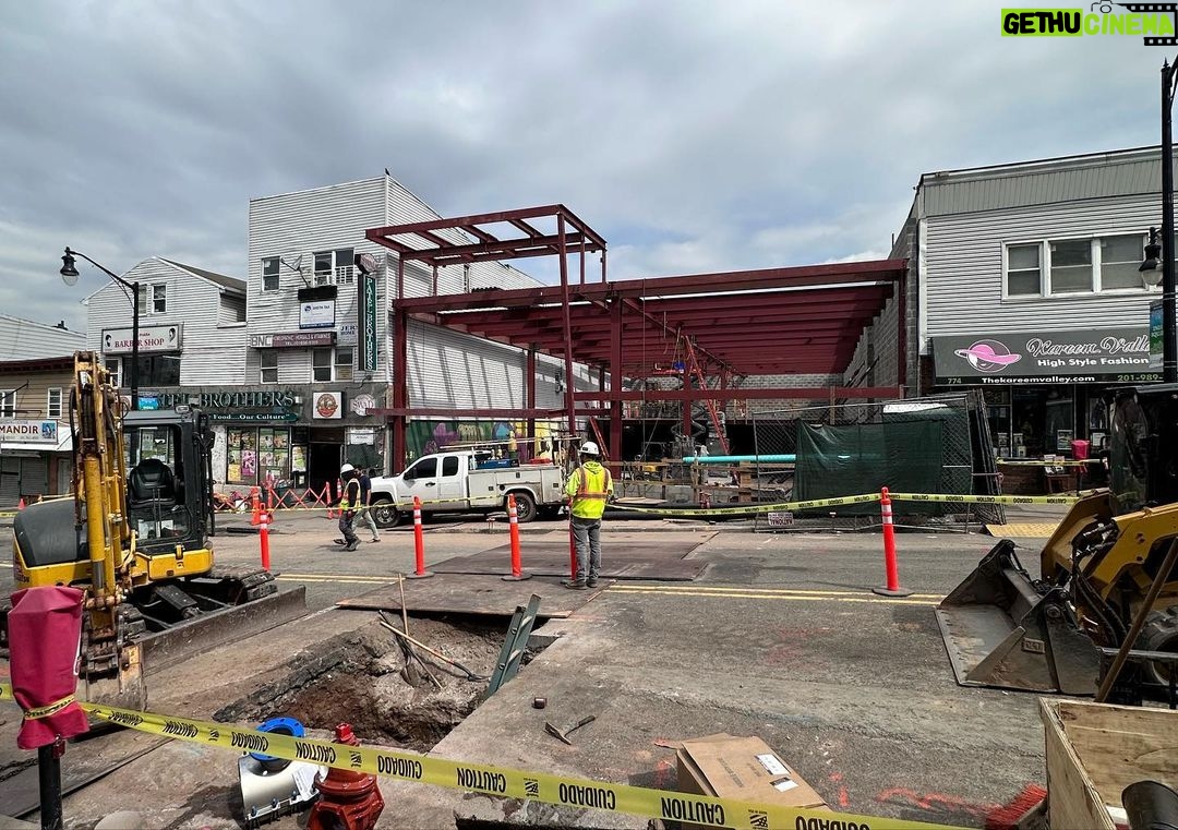 John Colaneri Instagram - So much is going on at @patelbrothers #jerseycity. The new store when complete is going to be the destination grocery store for all of #HudsonCounty. You will see from the progress pics that all the main steel is in for phase 1. We are building this in 2 phases and only half of the building is what you see now. More to come, but this is really starting to move now! #build #design #grocerystore @architect_rd_design Jersey City, New Jersey