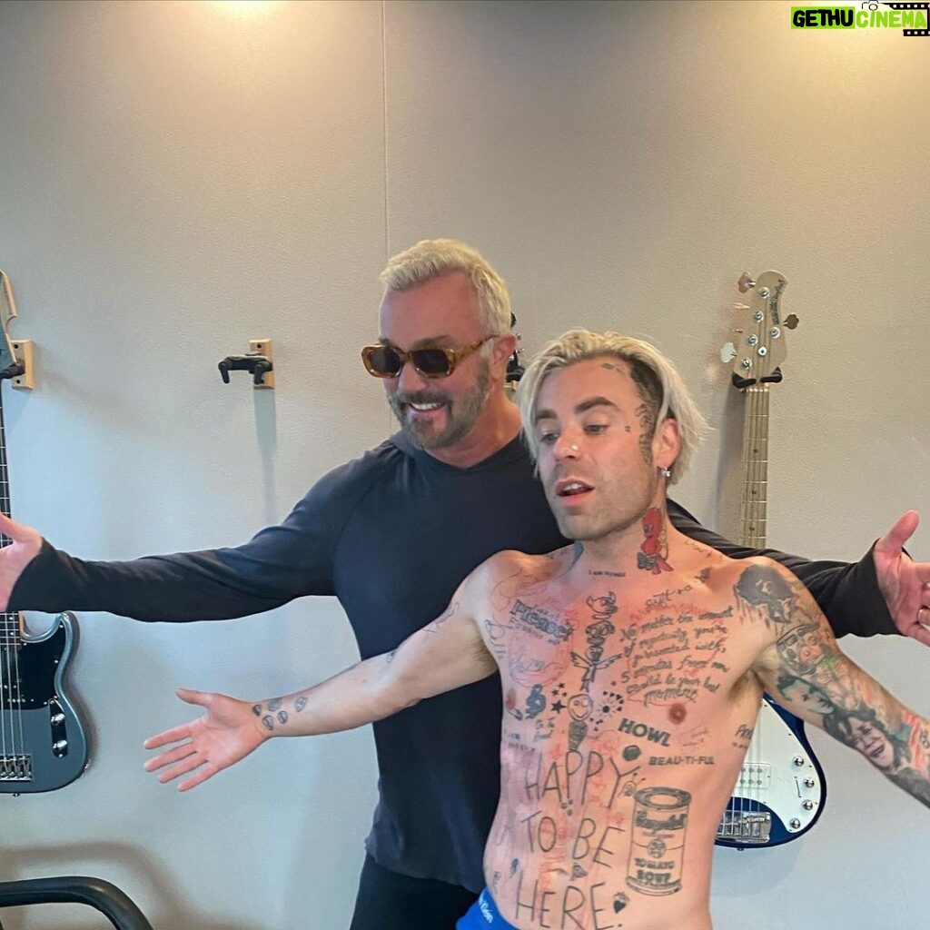John Feldmann Instagram - Love you so much brother. Thank you for always going 110% every time. You are one of one and my life is so much better with you in it. Can’t wait to keep changing the world with you man. HAPPY BIRTHDAY @modsun! 🎂🎂🎂🎂🎂🎂 Calabasas, California