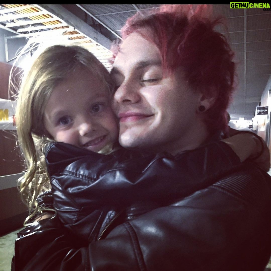 John Feldmann Instagram – Happy 12th birthday to my baby girl