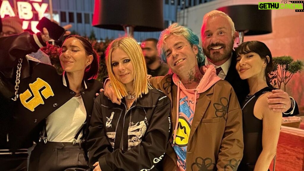 John Feldmann Instagram - It’s always been a dream of mine to have a record company. I’m so grateful for @hatchpuppet and @nickgross for allowing my dreams to come true with @bignoise. And, of course nothing would matter without these amazing artists on the label; @theused @wearethewrecks @theveronicasmusic @modsun @goldfingermusic @girlfriends @escapethefate I love all you guys so much I had the best time at our party!! Love you all and happy holidays! 🎄🎅☕ Grandmaster Recorders