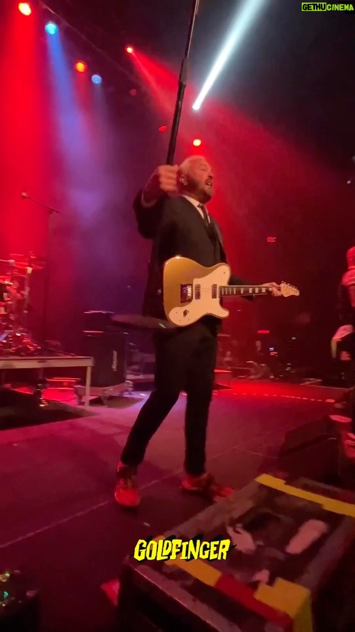 John Feldmann Instagram - Baltimore was EPIC. @calebalvarezz @nickgross @lemieuxkelly @mattappleton @charliepaulson @moonvaljeanhere