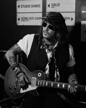 Johnny Depp Instagram - Backstage at @olympiahall before the last show. Fearless yet human, just like Sauvage. 

Photo: @gregwilliamsphotography 

•
#DiorBeauty #DiorParfums #DiorSauvage
