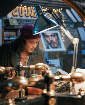 Johnny Depp Instagram - “If the piece resonates with even just one person, this art has purpose” - JD​⁠
⁠
Today, @JohnnyDepp unveils ‘Five’, a time-limited edition available for 13 days, a number significant to him. In an intimate interview, he tells the story behind the creation of this work as a means of creative healing.​⁠
⁠
The original reference for the art is a still for a shoot for Dior’s ‘Sauvage’, directed by Jean- Baptiste Mondino. He chose this image in honor of Dior and the support they’ve always shown him. ​⁠
⁠
@CastleGalleries exclusively until 1st August. Find out more via the link in bio.​⁠
⁠
#JohnnyDeppFive⁠
⁠
Photo credit: Elliot Nyman @nyman_photography