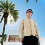 Johnny Marr Instagram - Marr’s Guitars Rodeo Drive. #marrsguitars #universalworks #momotarojeans #yogifootwear