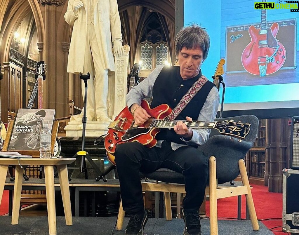 Johnny Marr Instagram - Thanks to all at John Rylands Library tonight and big thanks to John Harris for interesting conversation as always. Pics by Laura @saydemesne #marrsguitars