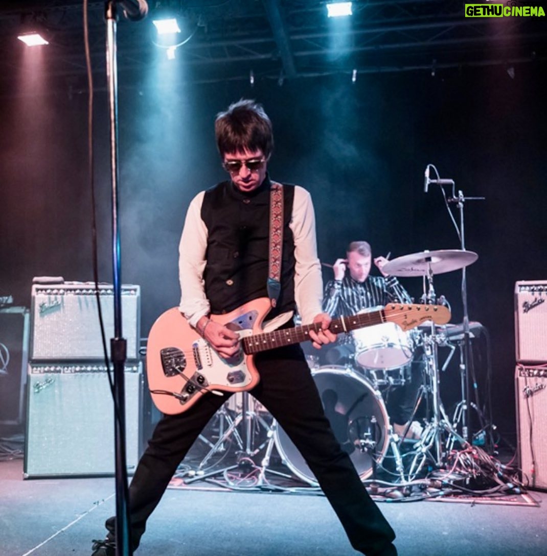Johnny Marr Instagram - Stage time Helsinki tonight 8.30pm. Pic @hi_.hello._