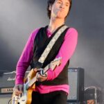 Johnny Marr Instagram - Thank you @hardwickfestival pic @robertherd #fenderguitars #fenderjaguar #johnnyfuckinmarr #soldierstraps #universalworks #ironheartdenim