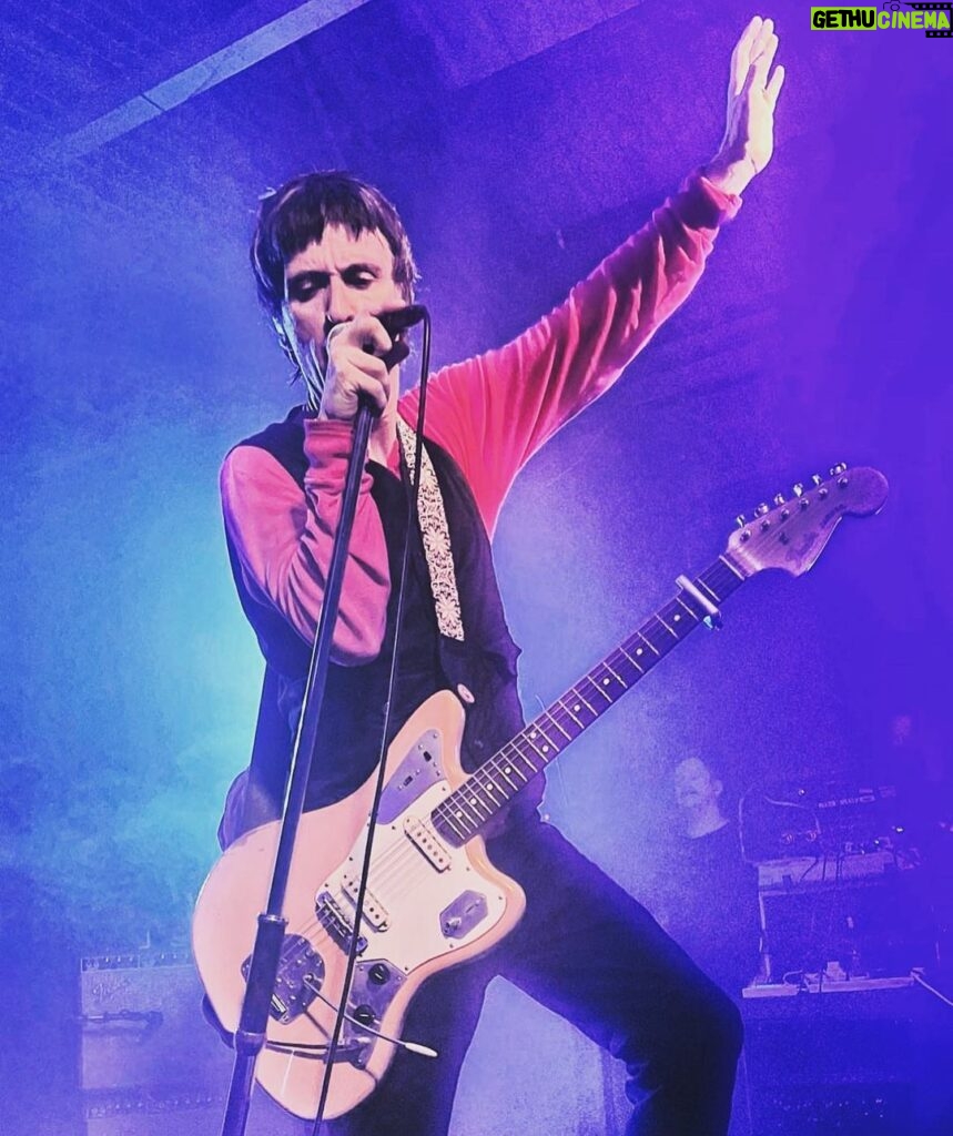 Johnny Marr Instagram - Wrexham was HOT. Pic @lilydeepphotgraphy_by_laura