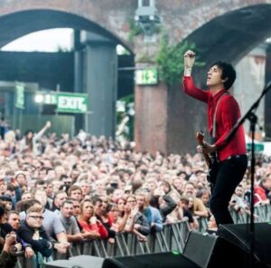 Johnny Marr Instagram - Playland. Manchester.
