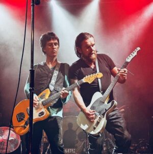 Johnny Marr Instagram - It’s been an eventful and fun 2023. Thanks to all the friends, musicians and co-conspirators who have been with me this year and big love and good luck to everyone for 2024. JX #johnnyfuckinmarr #fenderguitars #martinguitars #bmgmusic #williammorris #johnnymarrorchestra