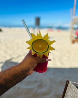 Jojo Todynho Instagram - Dumpzinho Fortaleza! 🏖️🍀