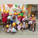 Jojo Todynho Instagram - Ih o papai noel é a Jojo ?! (Aí viu eu falei que ele existia) Não tenho palavras pra descrever o sentimento de ver o brilho nos olhos de cada criança. 🥹🥰 #gratidaosempre Bangu, Rio De Janeiro, Brazil