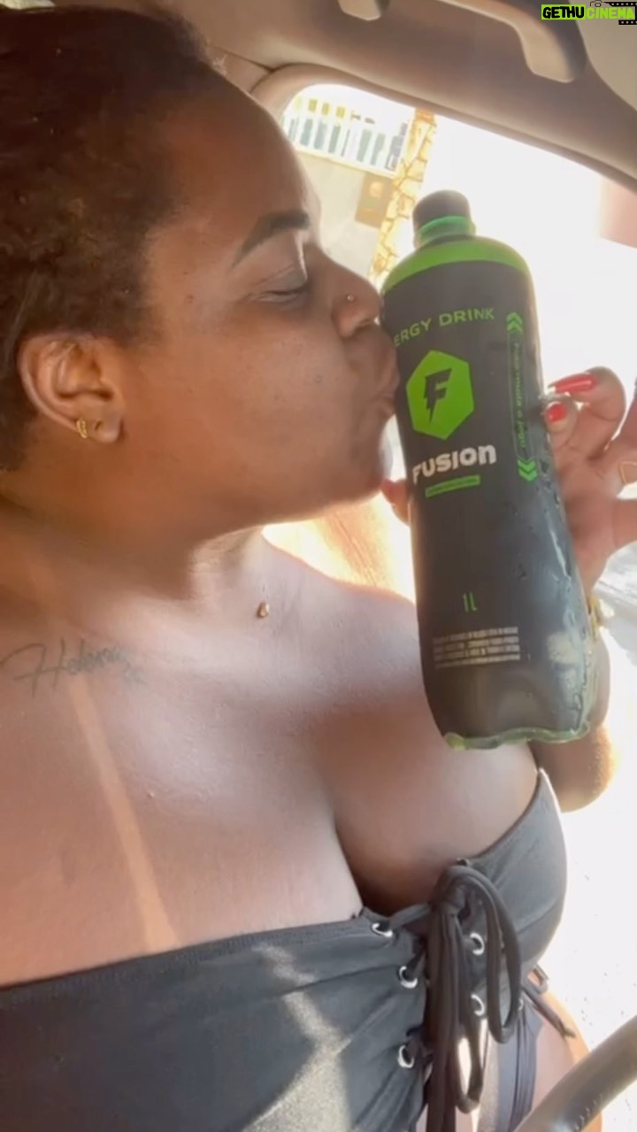 Jojo Todynho Instagram - O meu segredo? Amor, isso você já sabe! É Fusion Energy Drink pra me deixar energizada e pronta pra tudo! ⚡️#FusionEnergiaProSeuDia #publi