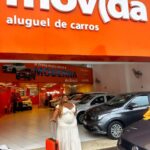 Jojo Todynho Instagram - Meu amores, vocês sabem que meu dia a dia é uma loucura, né? Faculdade, trabalho, academia, família… Cada segundo conta, por isso eu não abro mão da @MovidaAlugueldeCarros na minha rotina! Só na Movida eu encontro os carros mais novos e modernos do país e não preciso me preocupar com mais nada! Eles cuidam de toda a parte burocrática e eu só dirijo o meu carrão! 😎 ​ ​ E para quem está pensando em alugar um carro nesse feriadão, preste atenção que está rolando uma promoção incrível: você GANHA 1 diária, alugando 4 ou mais! Demais, né? ​ ​Faça como eu e escolha a @MovidaAluguelDeCarros e bora curtir o feriadão! 🧡🚗