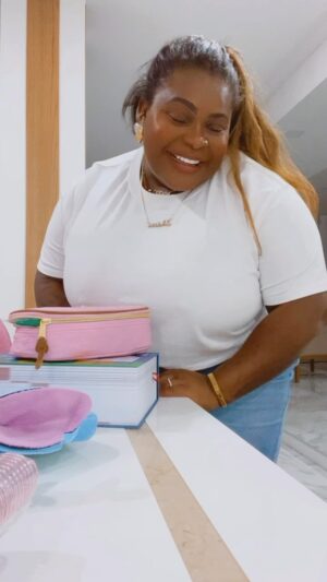 Jojo Todynho Instagram - Será que estou levando coisa de mais? 🤪