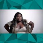 Jojo Todynho Instagram - ELA NÃO DEIXA BAIXO 💪😏 O #Fantástico trouxe um levantamento sobre as ações judiciais motivadas por discriminação em razão do peso. O termo gordofobia ainda não está na legislação brasileira, mas já aparece nos tribunais. Qual o caminho para processar quem pratica as ofensas? @jojotodynho conta que já entrou com cinco processos de gordofobia. Em alguns casos, ela ganhou a indenização em dinheiro. Em outros, o agressor teve que prestar serviço comunitário. “Se vai pra internet falar o que quer e vai ficar por isso mesmo, bota as pessoas que estava junto com você comentando, rindo, para te ajudar, para pagar cesta básica com você, pra fazer serviço comunitário”. ➡ Veja a reportagem especial em g1.com.br/fantastico